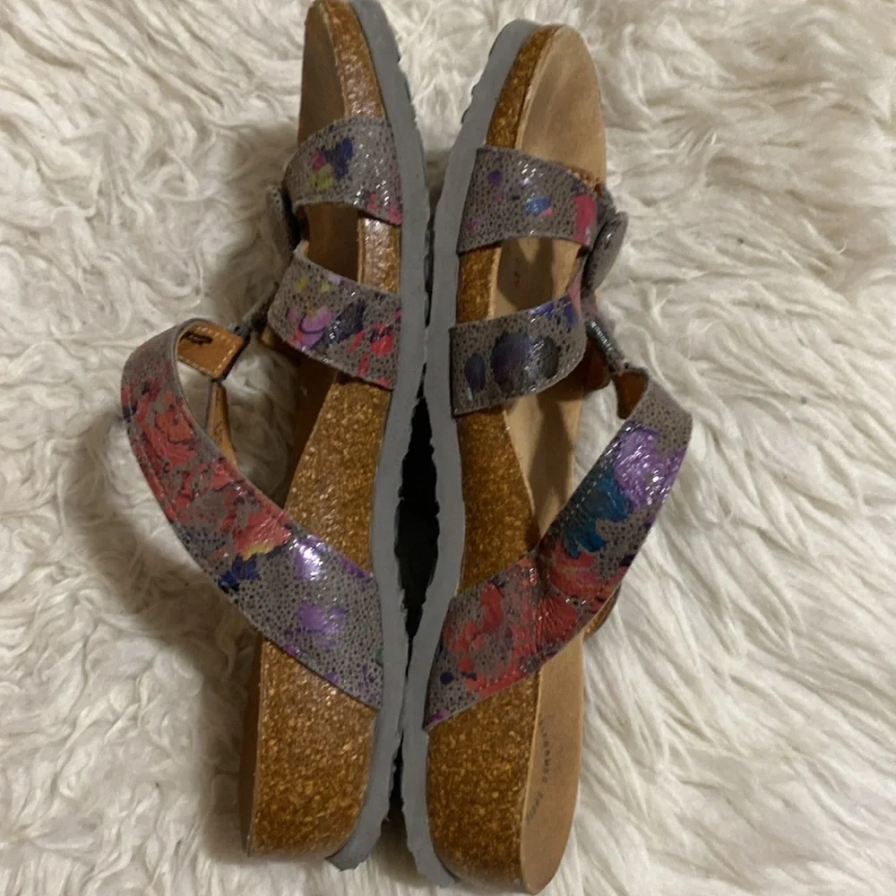 THINK!‎ Julia Women's Leather Cork Thong Sandal Multicolor Size EUR 37 US 6